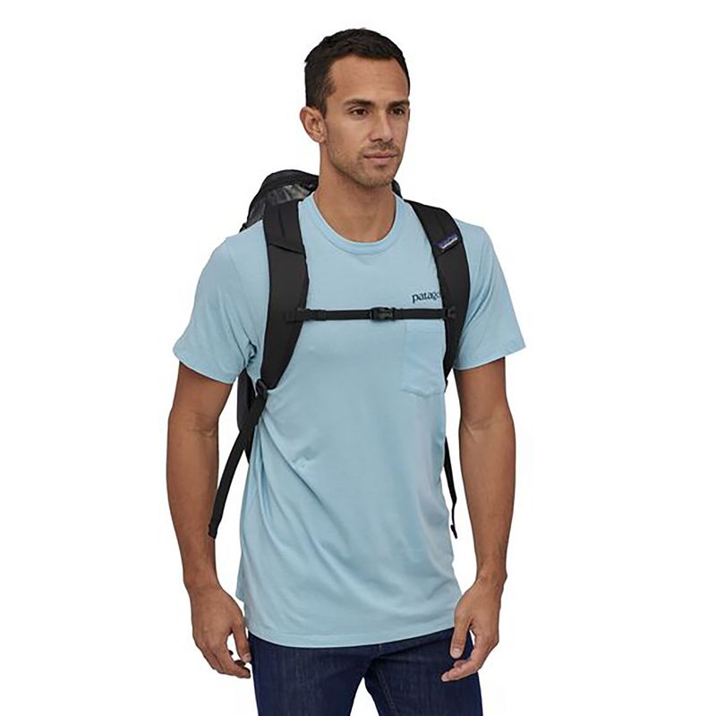 https---s3.amazonaws.com-ecom-imagenes.forus-digital.xyz.peru-PATAGONIA-49297_N11_2.jpg