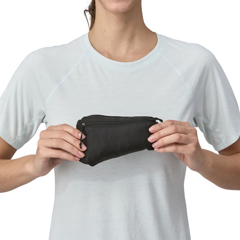 Casaca-Para-Mujer--Houdini-Negro-Patagonia